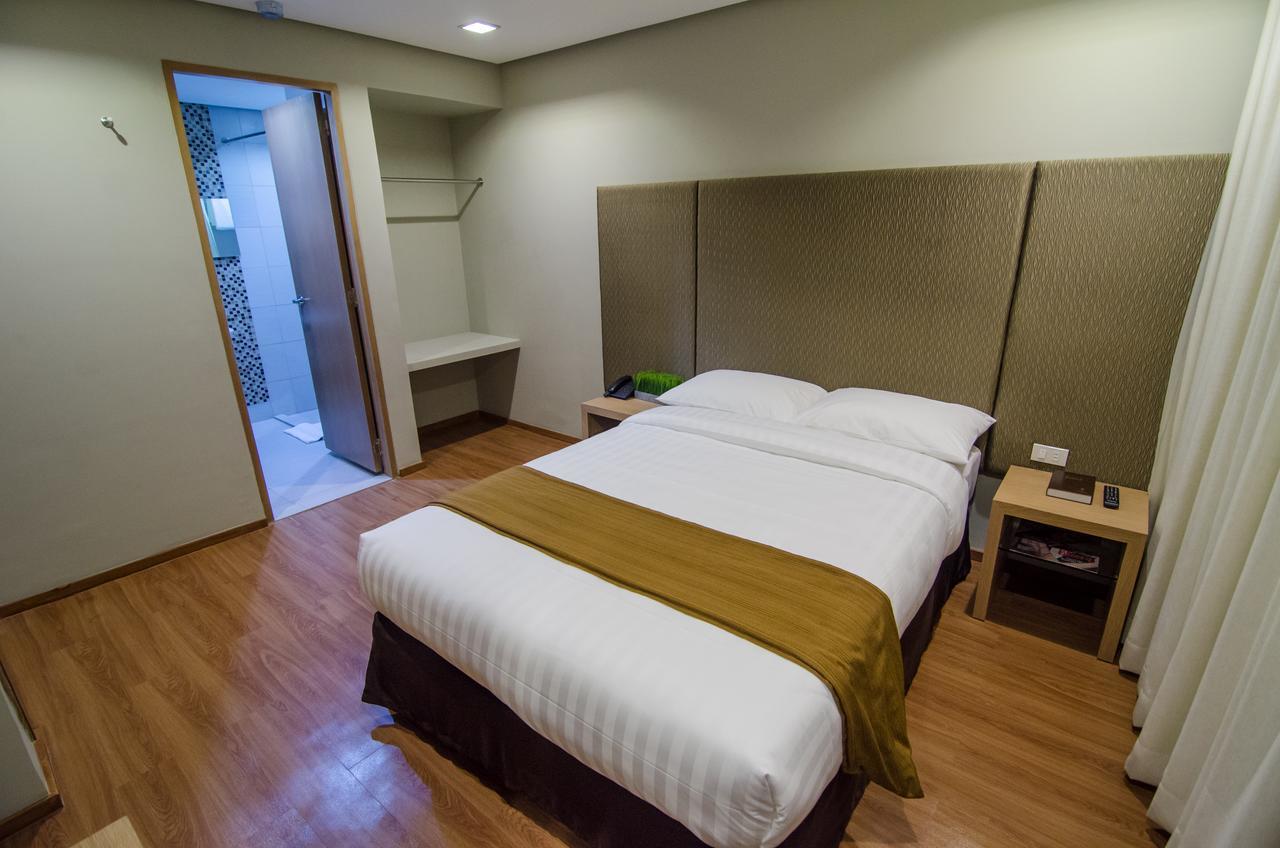 Madison Hotel Phl Iloilo City Exteriér fotografie