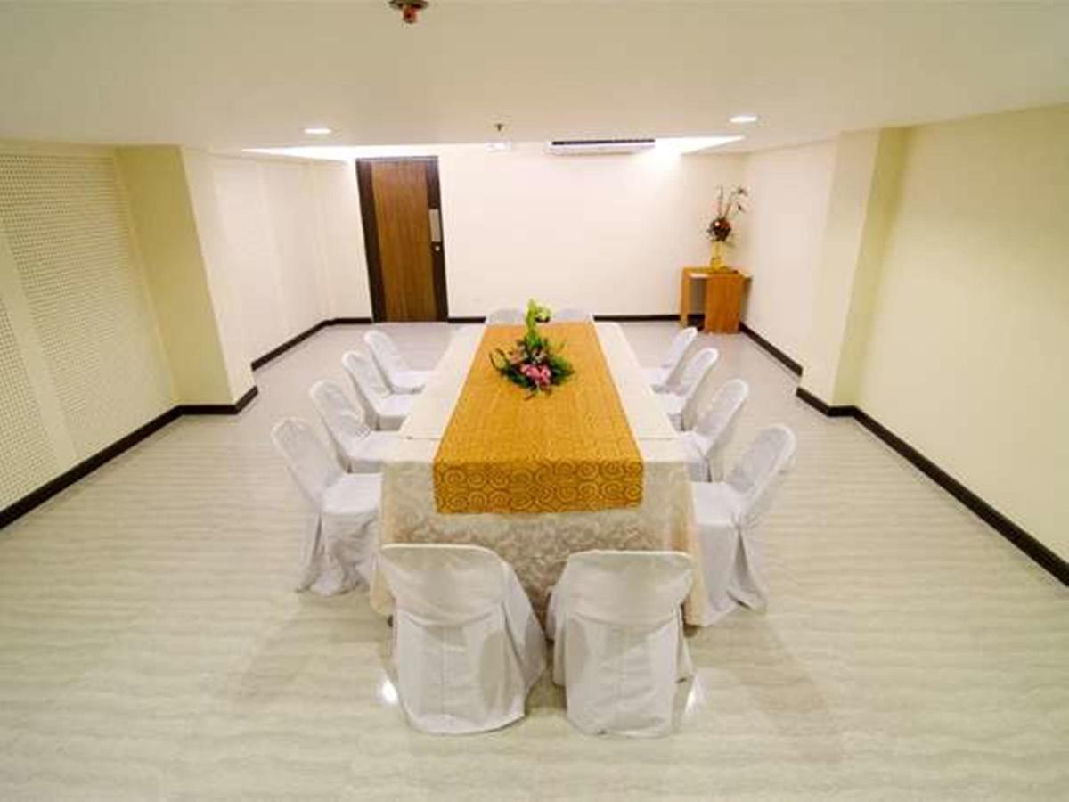 Madison Hotel Phl Iloilo City Exteriér fotografie