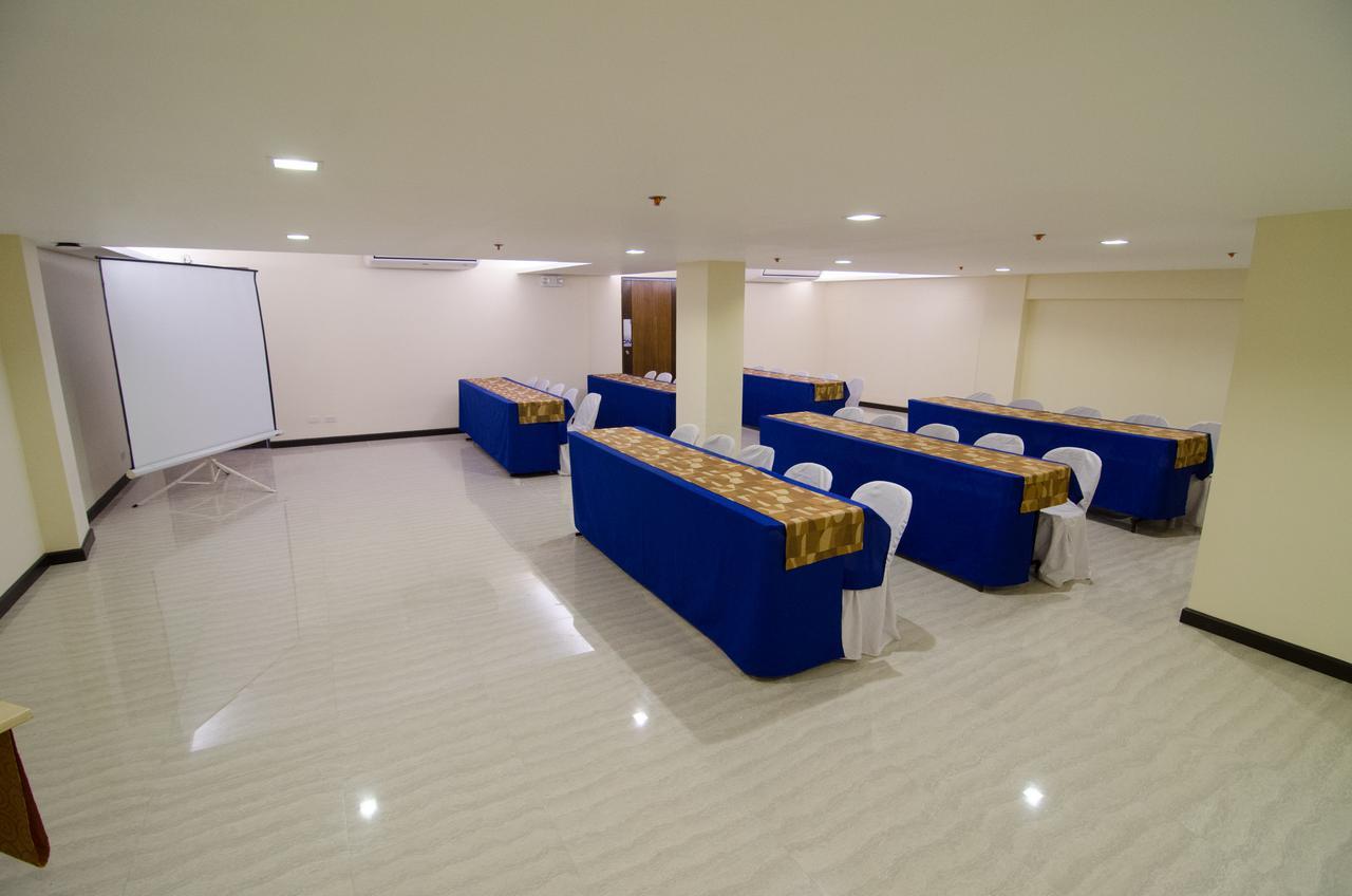 Madison Hotel Phl Iloilo City Exteriér fotografie