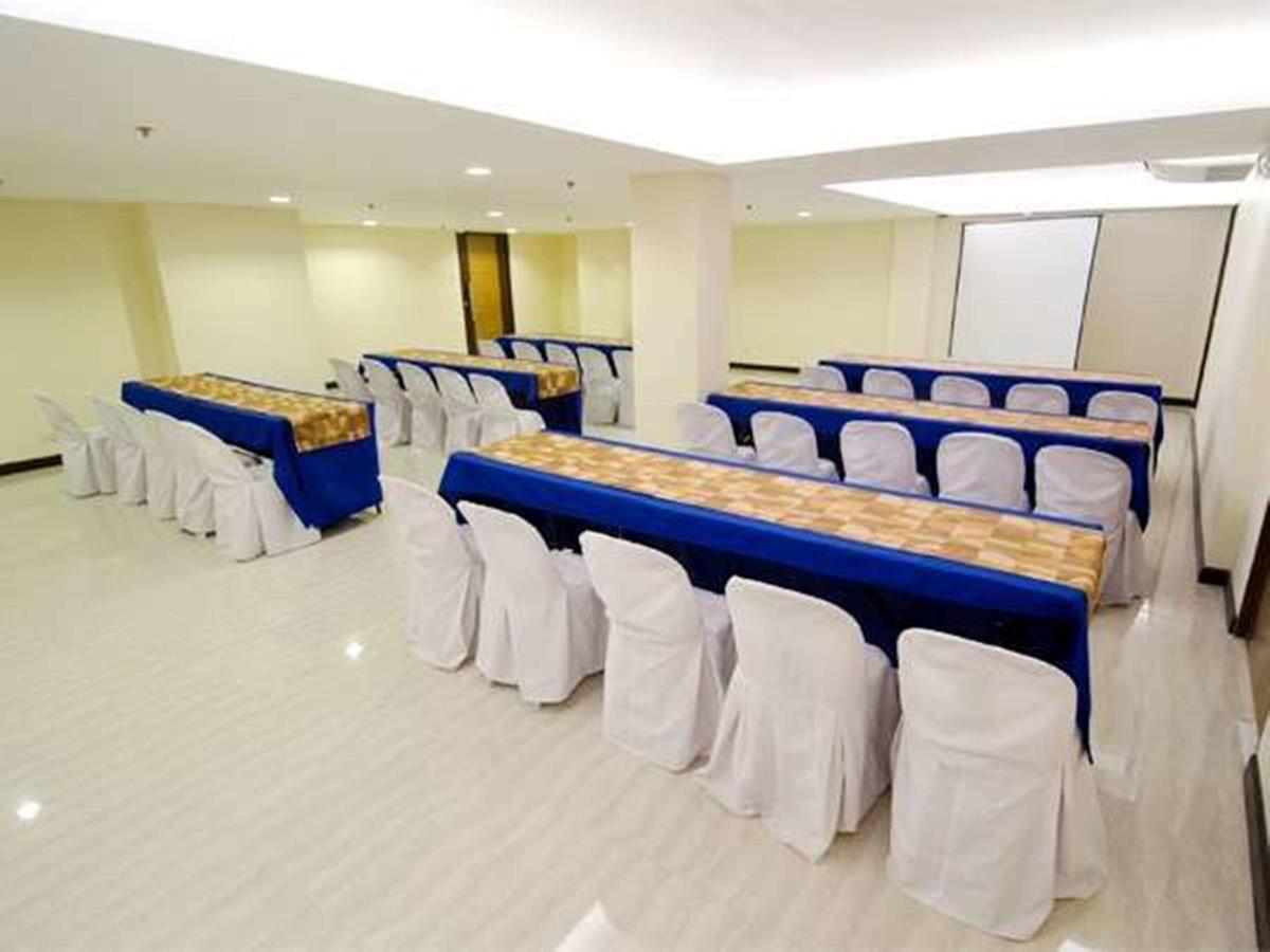 Madison Hotel Phl Iloilo City Exteriér fotografie