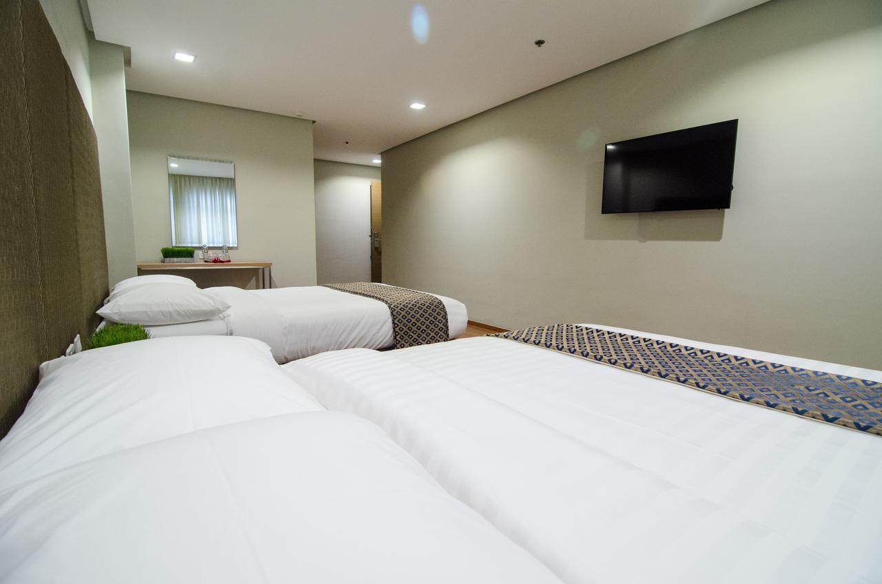 Madison Hotel Phl Iloilo City Exteriér fotografie