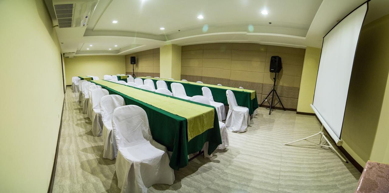 Madison Hotel Phl Iloilo City Exteriér fotografie