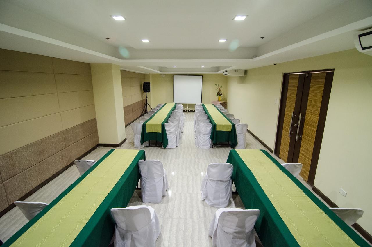 Madison Hotel Phl Iloilo City Exteriér fotografie