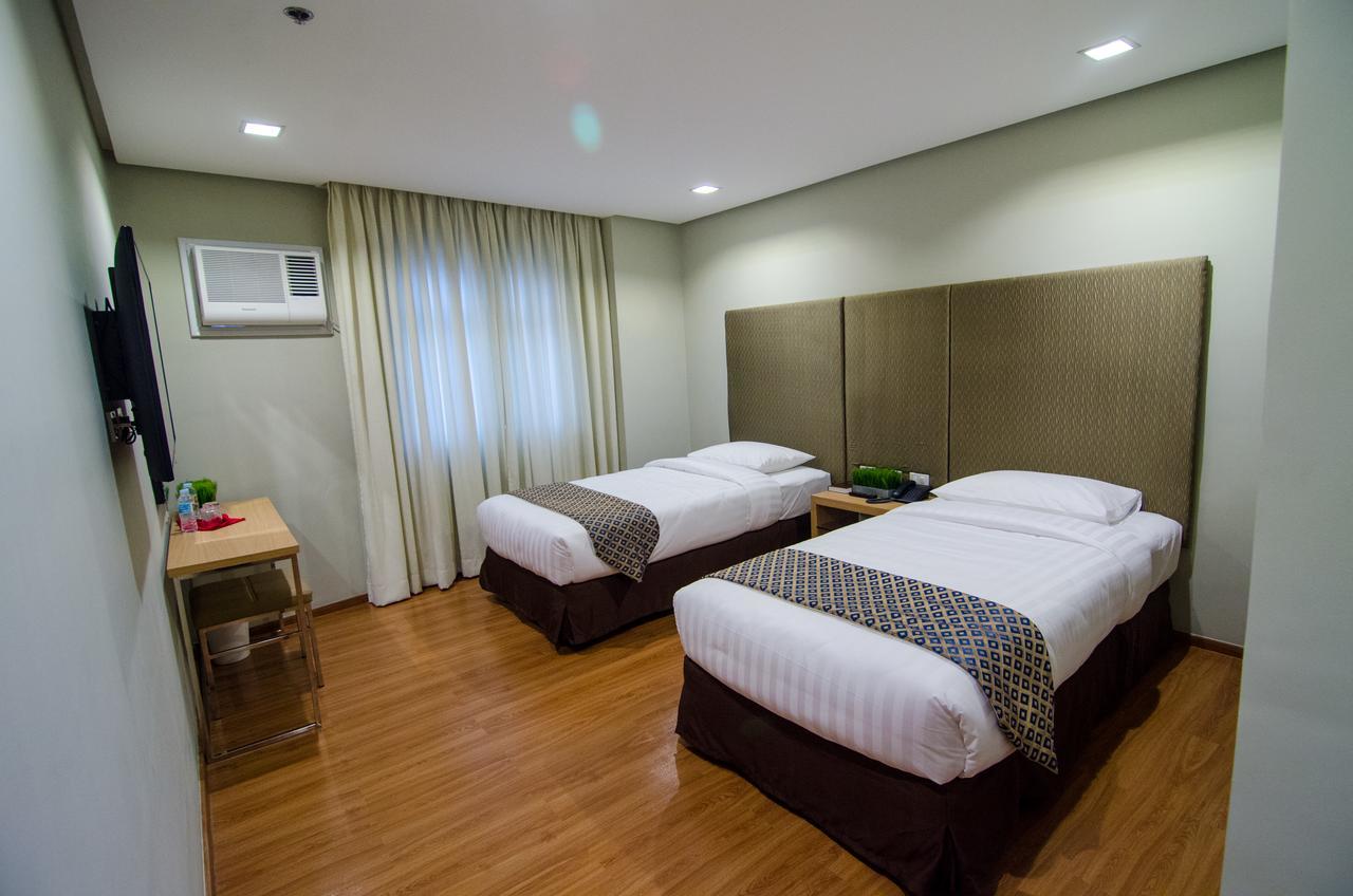 Madison Hotel Phl Iloilo City Exteriér fotografie